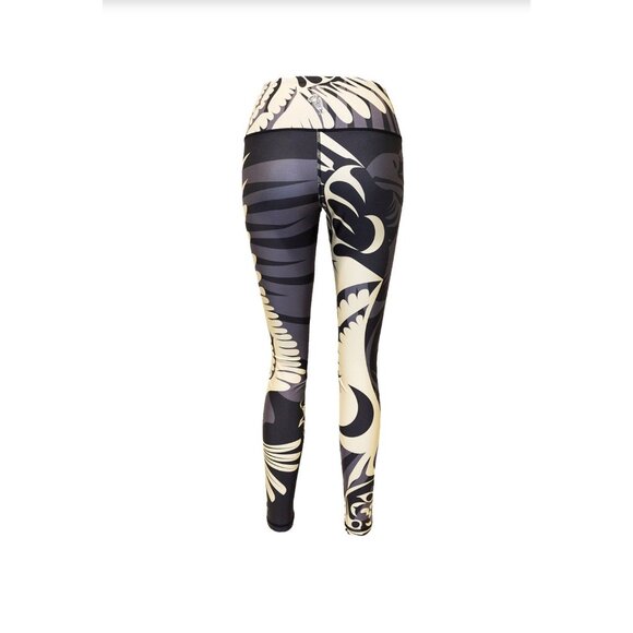 Granville Island Treasures Eagle Gold Full Length Leggings Size Small - Picture 4 of 10